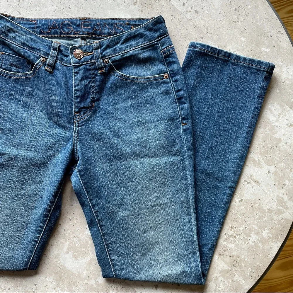 JAG straight Leg Jean - Picture 2 of 10